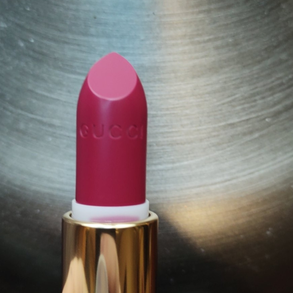 Gucci lipstick grand hotel 405 satin